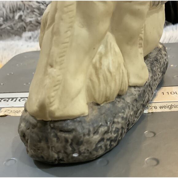 Vtg Native American Indian Woman Man Papoose Dog Ceramic Figurine Statue ￼ - Picture 9 of 9